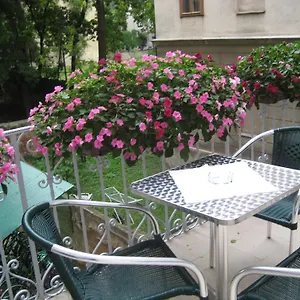 3* Szálloda Ani-falstaff