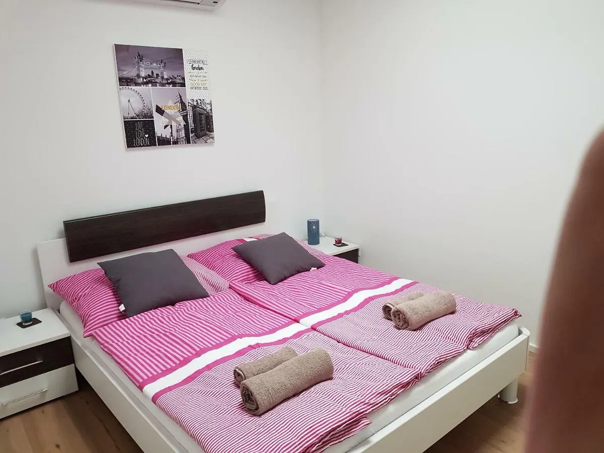 Wunderschones Apartment Vienna Austria